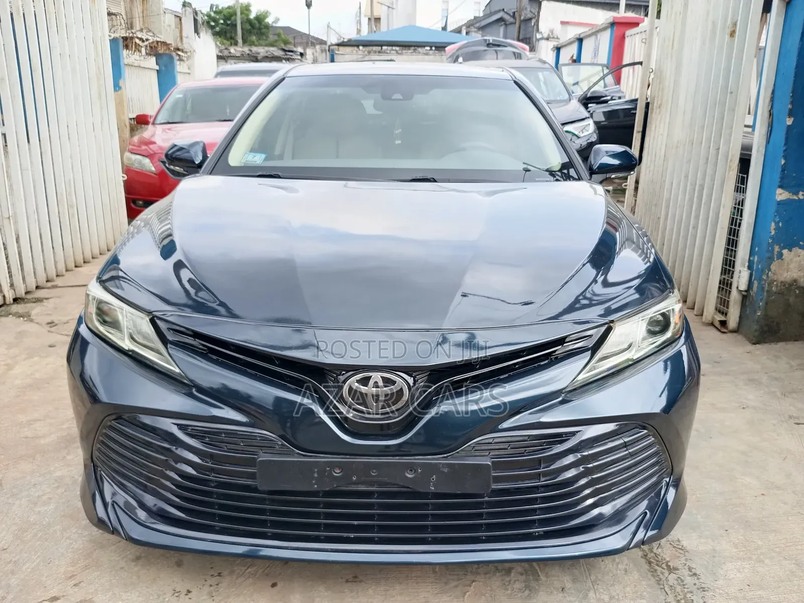 Toyota Camry LE FWD (2.5L 4cyl 8AM) 2018 Black