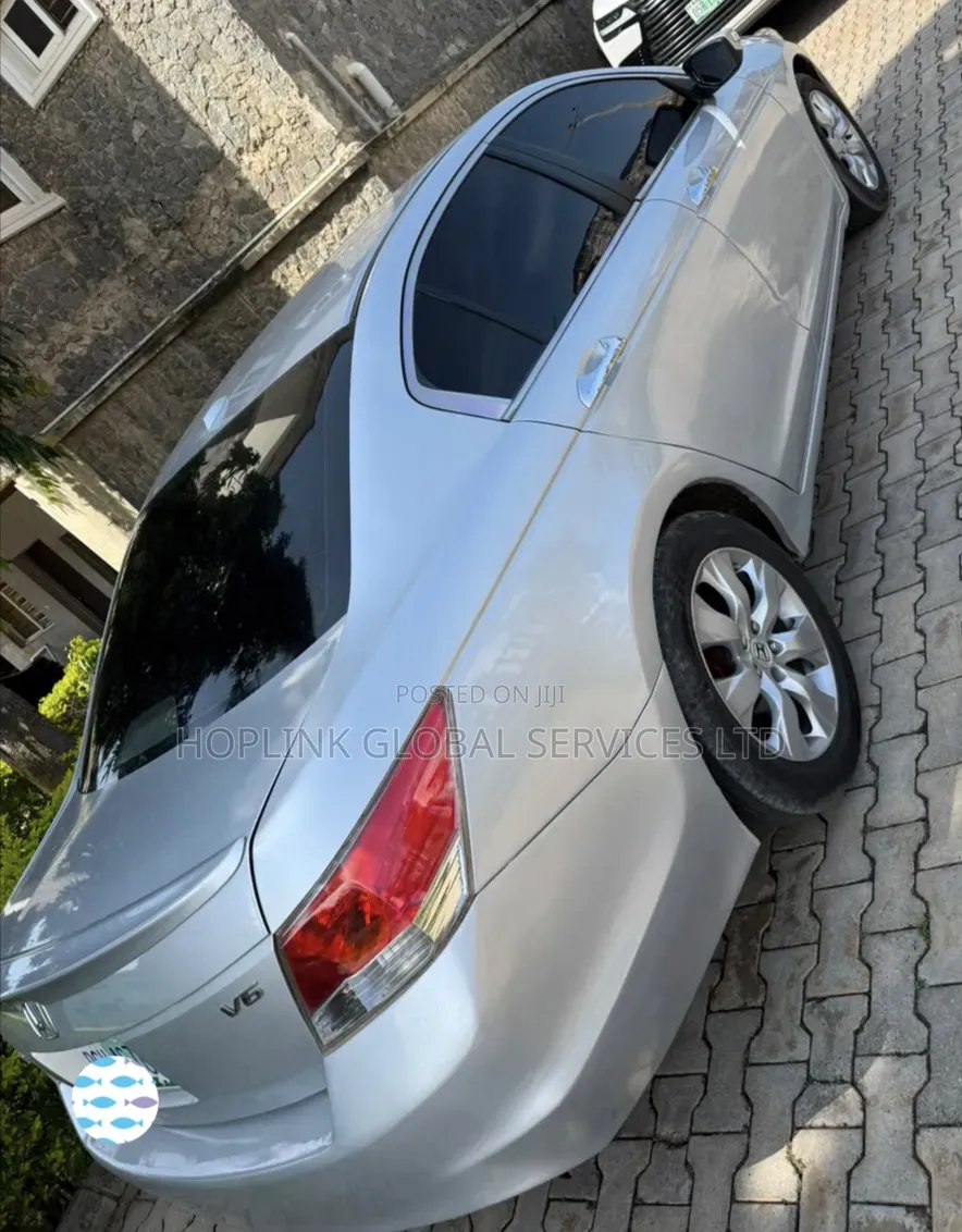 Honda Accord 2009 Silver