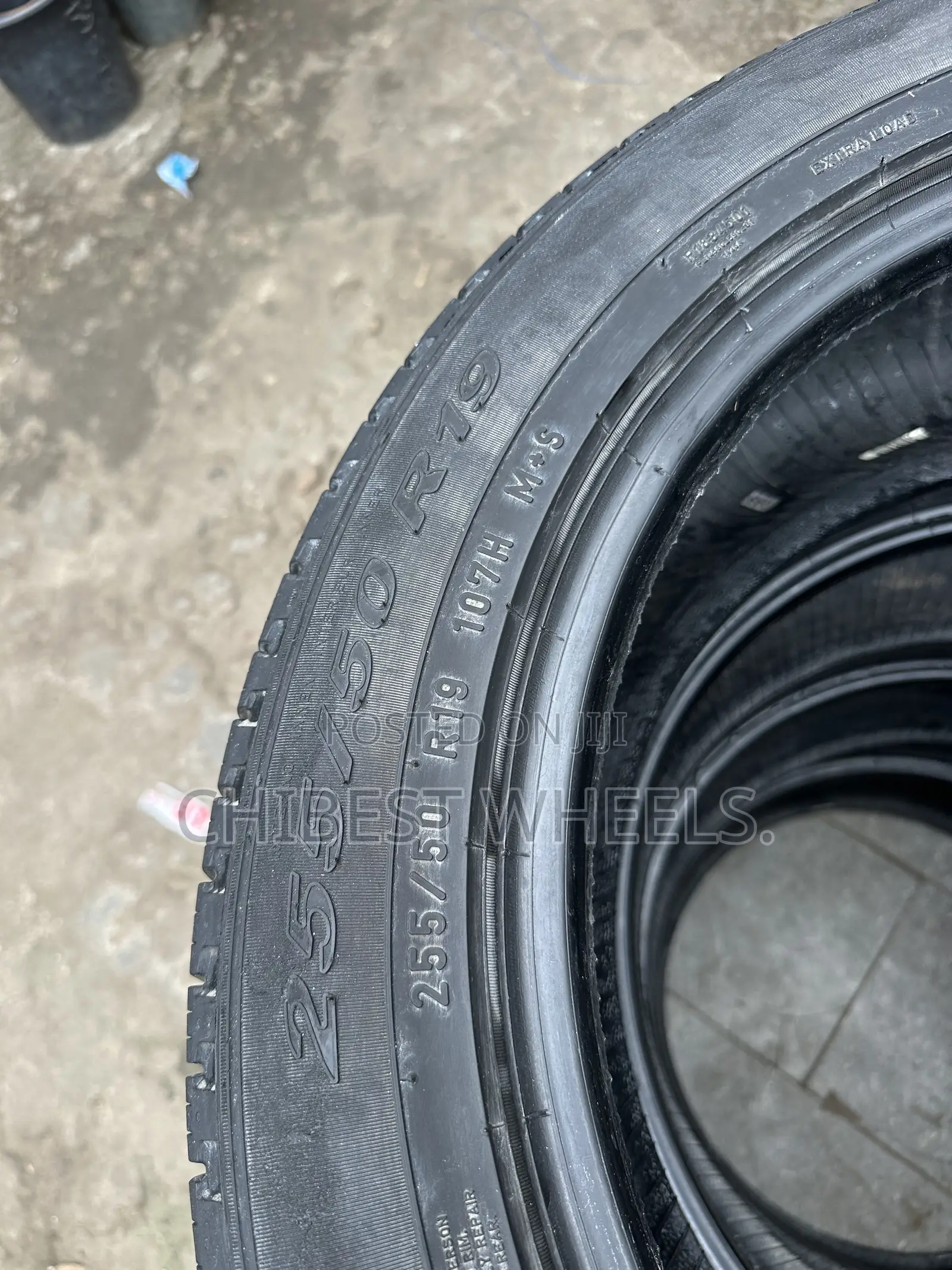 255/50/19 Pirelli Tokunbor First Grade Tyer