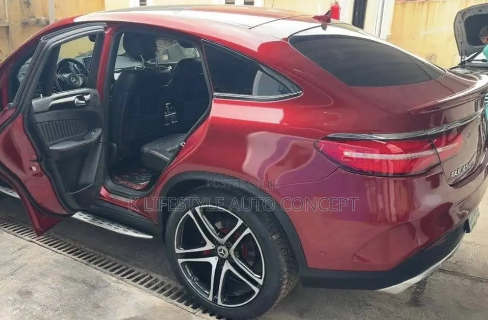 Mercedes-Benz GLE-Class 2016 Red