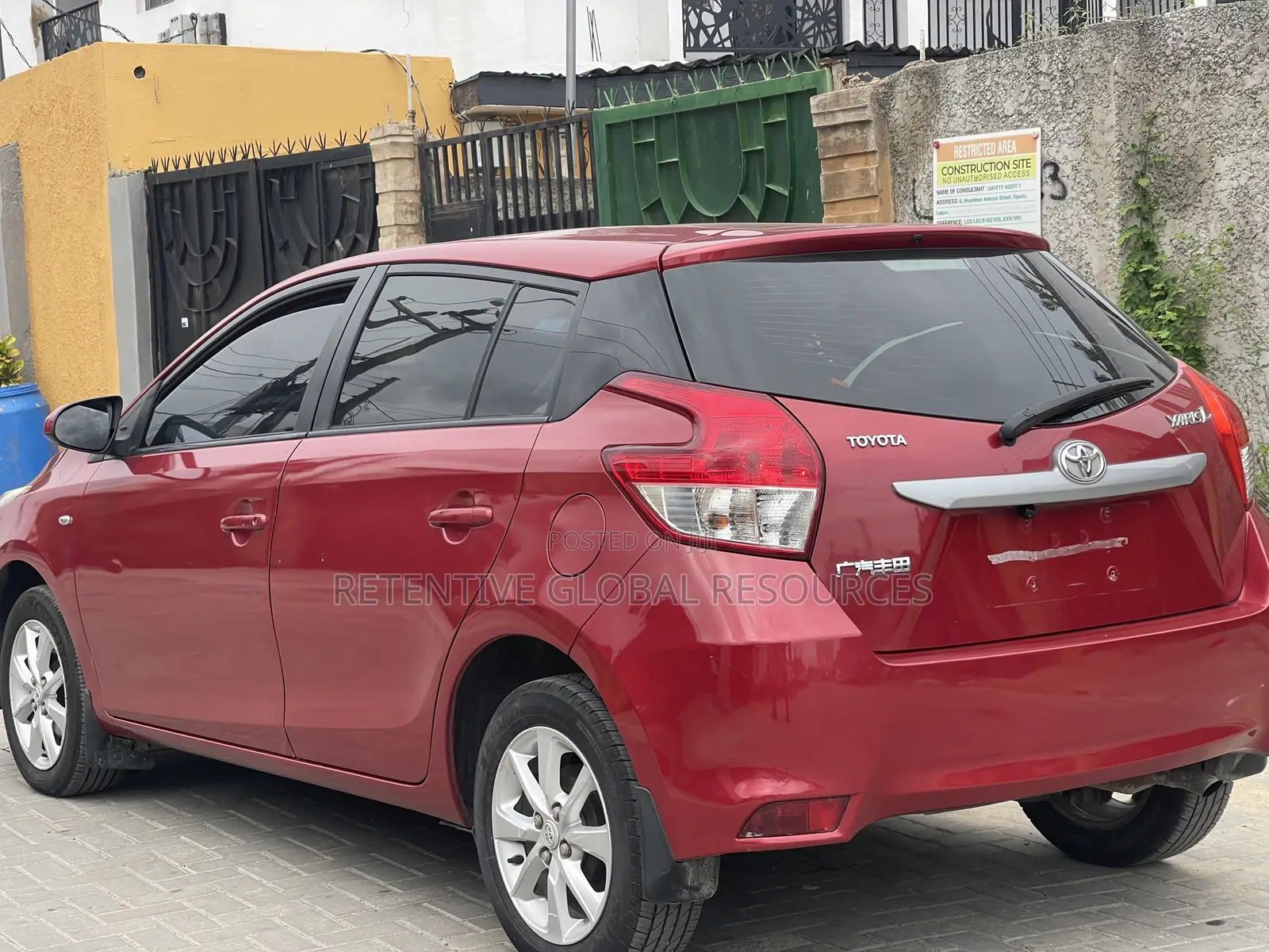 Toyota Yaris L Hatchback 3dr 2014 Red