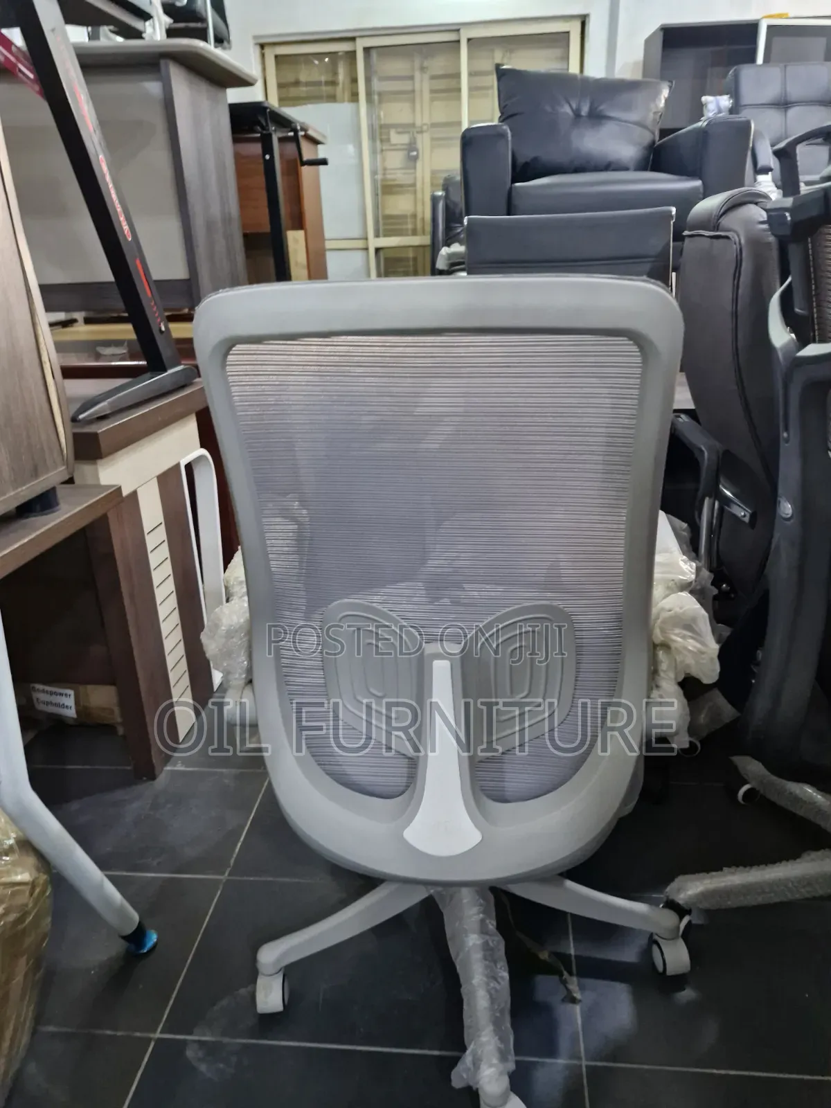 ​Executive Ergonomic Grey Mesh Office Chair With Lumbar Support