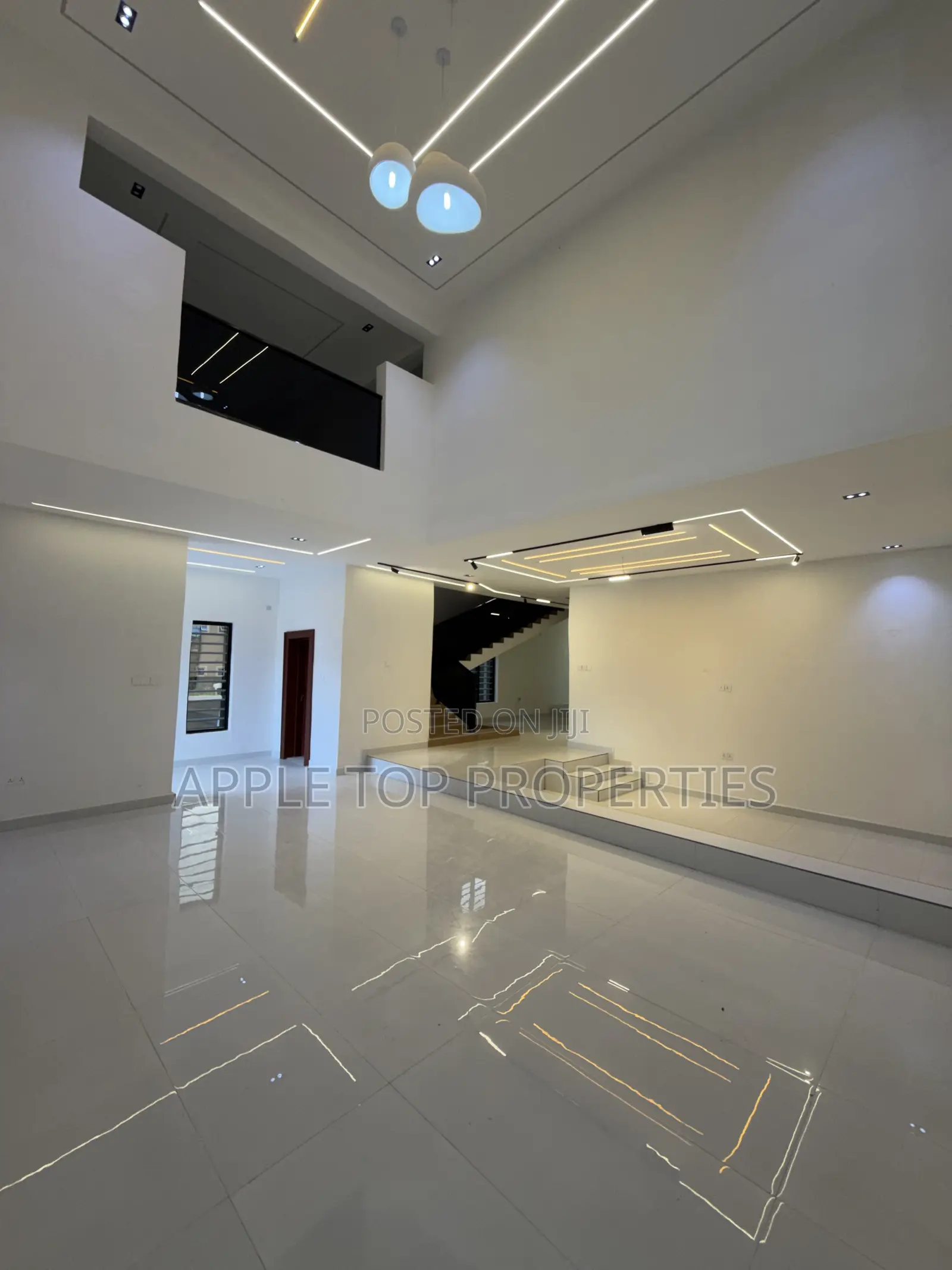 4bdrm Duplex in Enugu for sale