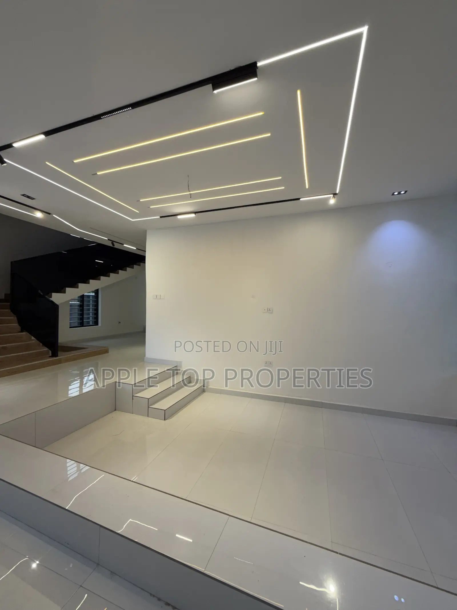4bdrm Duplex in Enugu for sale