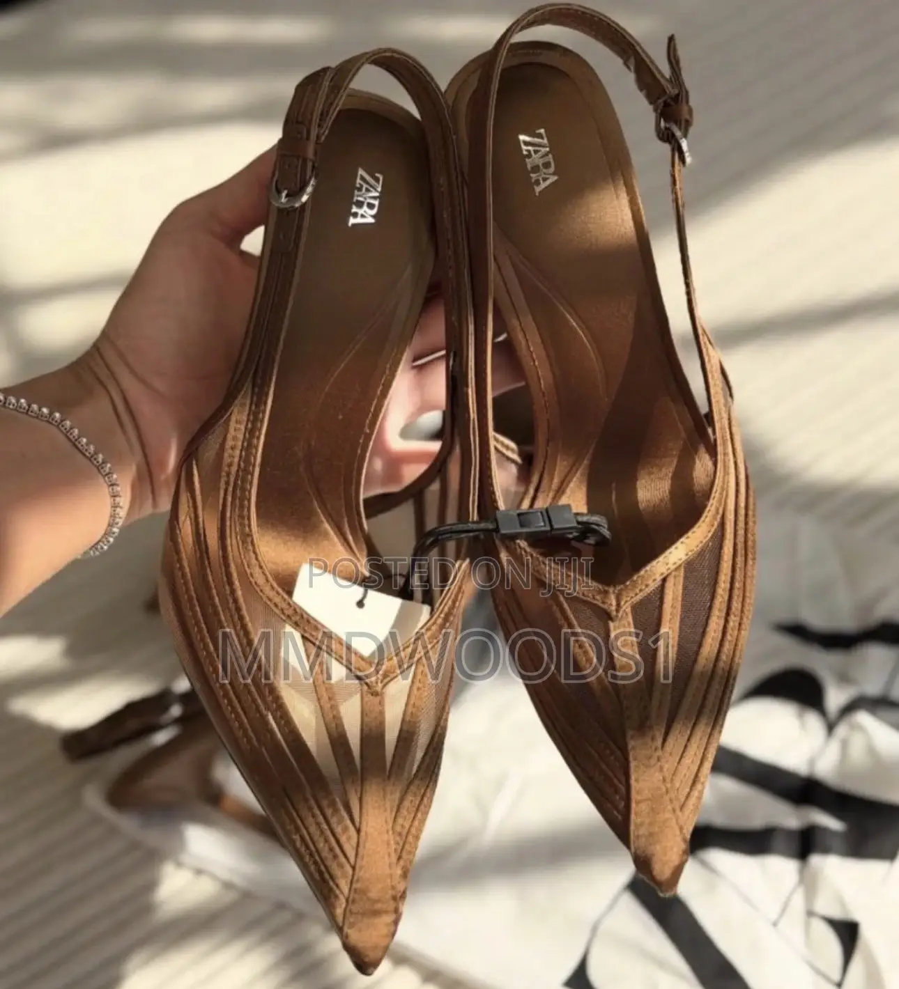 Pointed Linen Heel Shoes