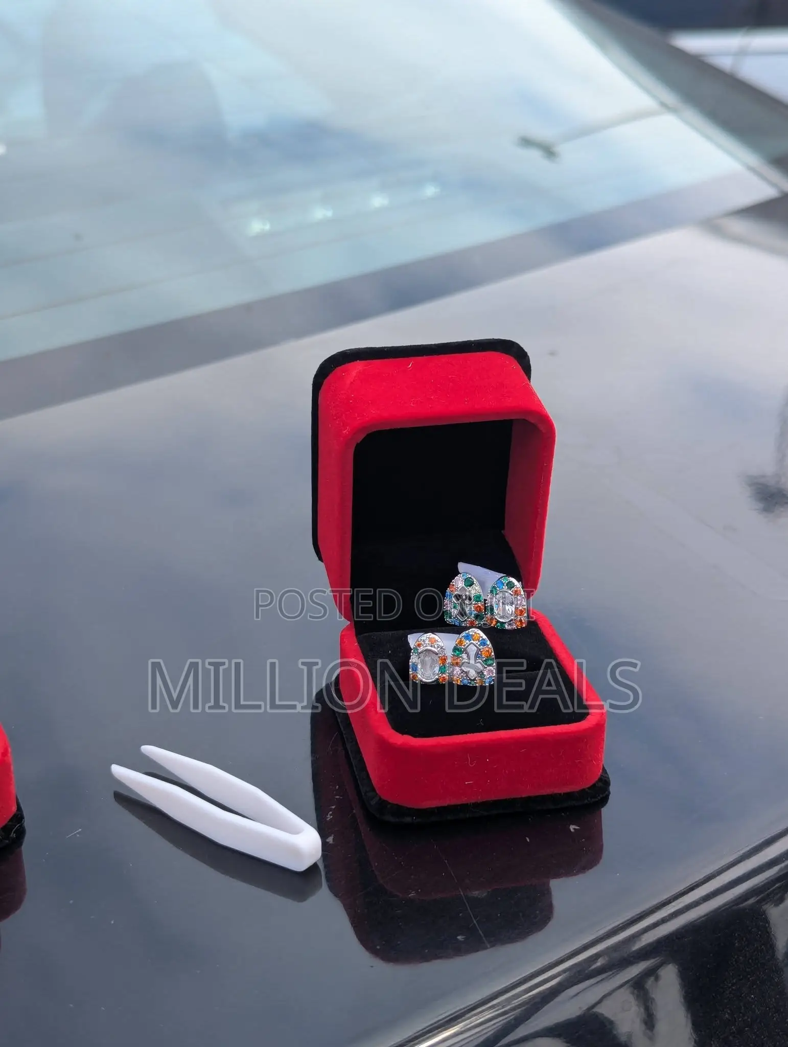Iced Luxe Unique Teeth Silver Hip Hop Grillz