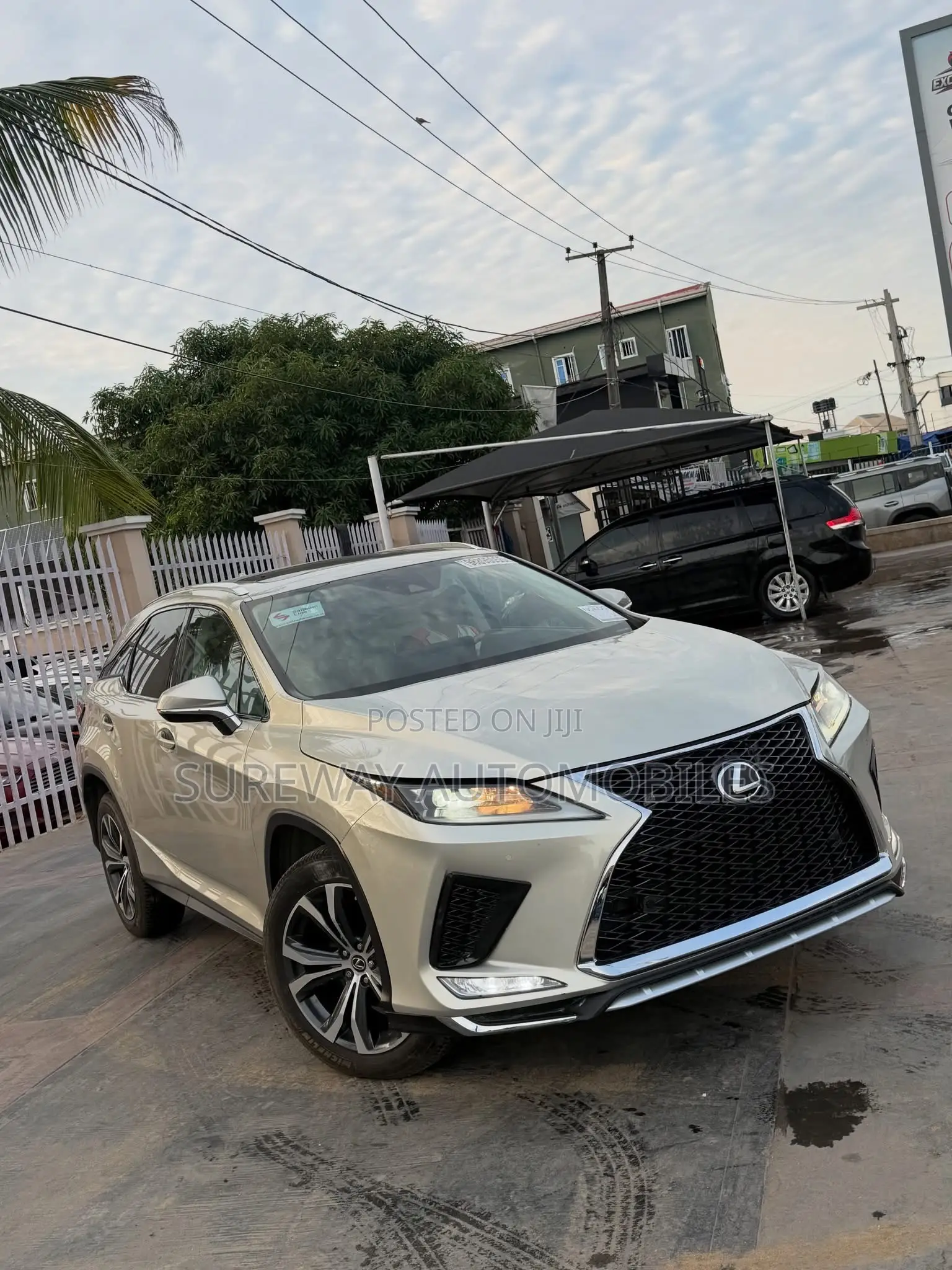Lexus RX 2020 Gold