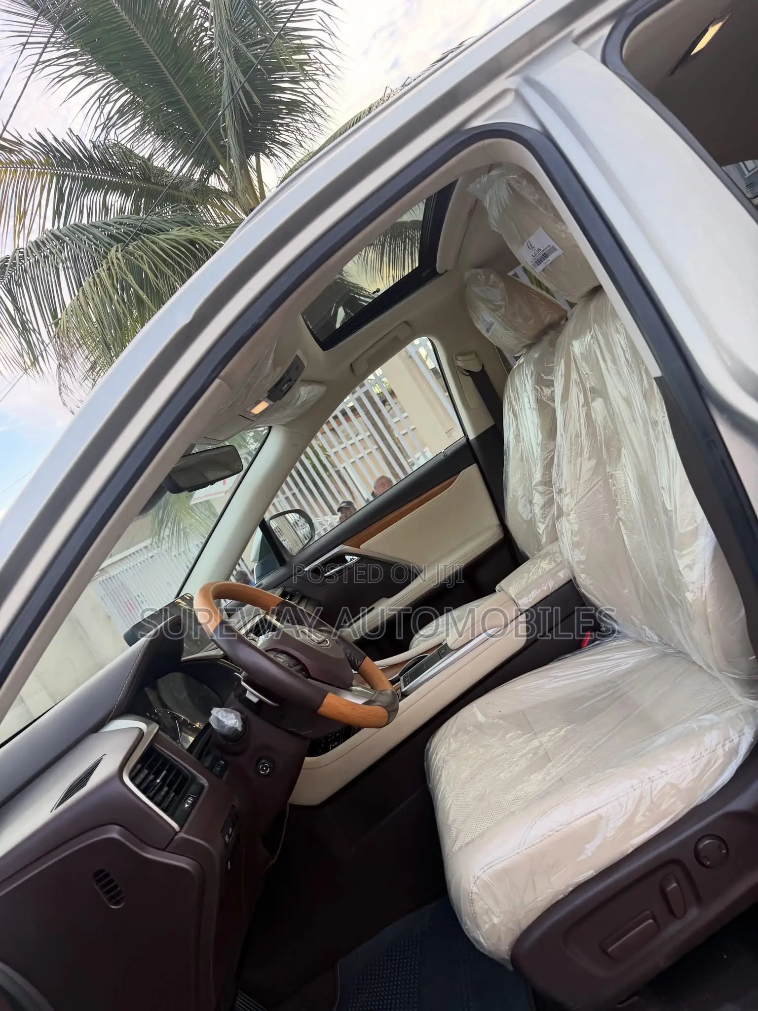 Lexus RX 2020 Gold