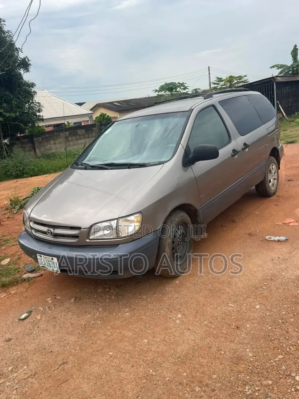 Toyota Sienna 1999 Ivory