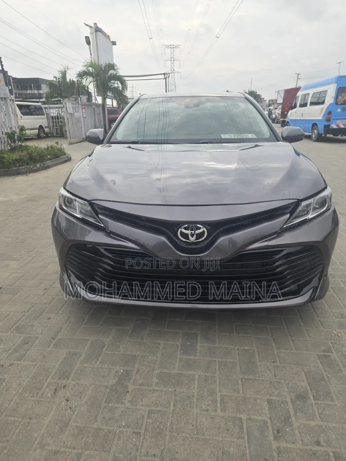 Toyota Camry 2018 Gray