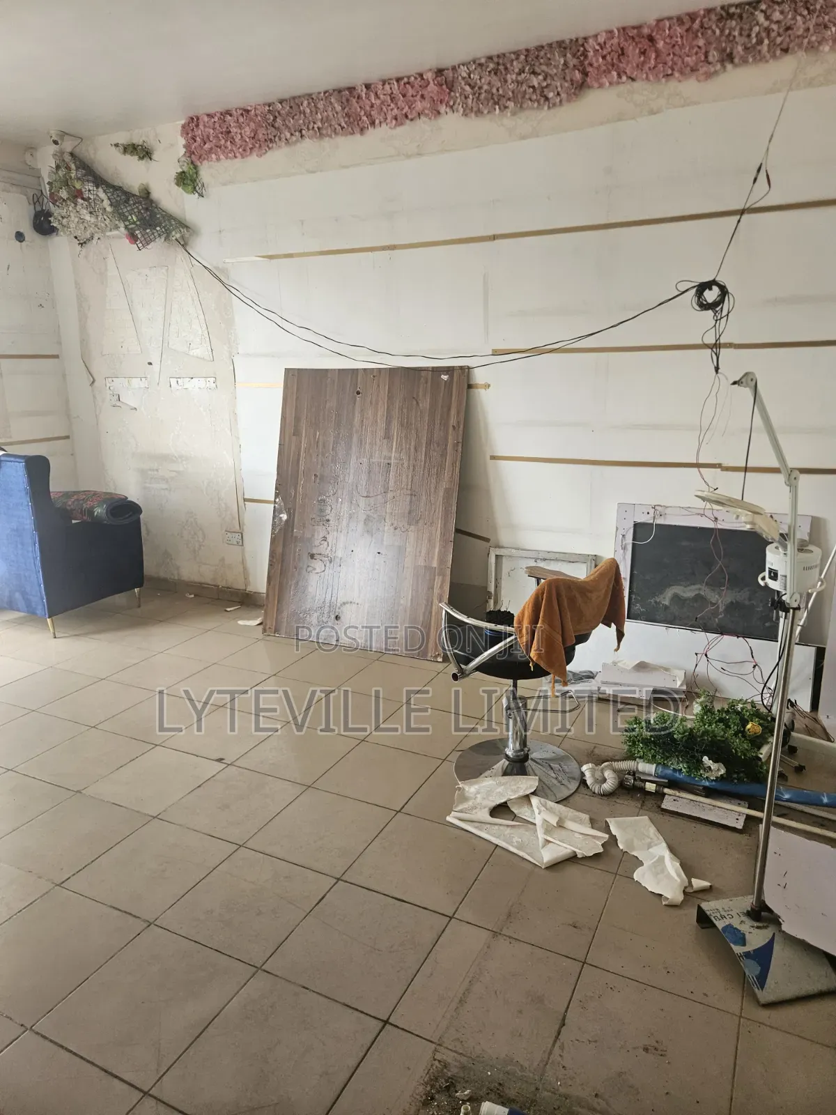 Office Space 32sqm