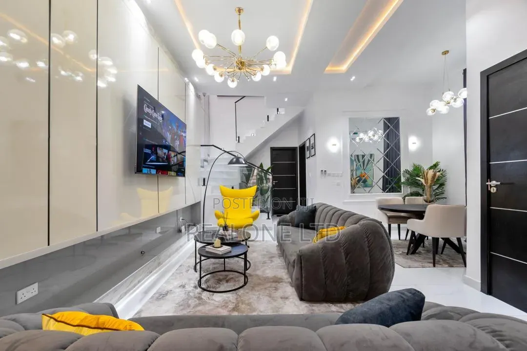 Furnished 4bdrm Duplex in Igbo-efon for rent