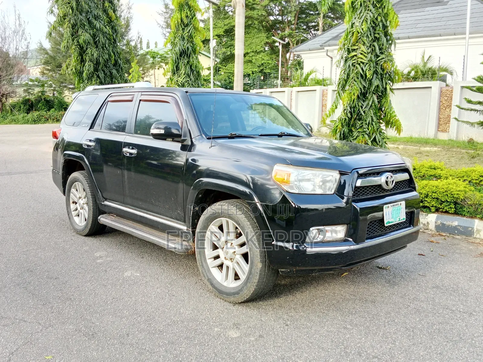 Toyota 4-Runner 2012 Black