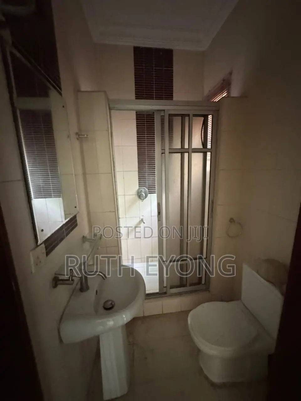 3bdrm Block of Flats in Oniru, Victoria Island Extension for rent
