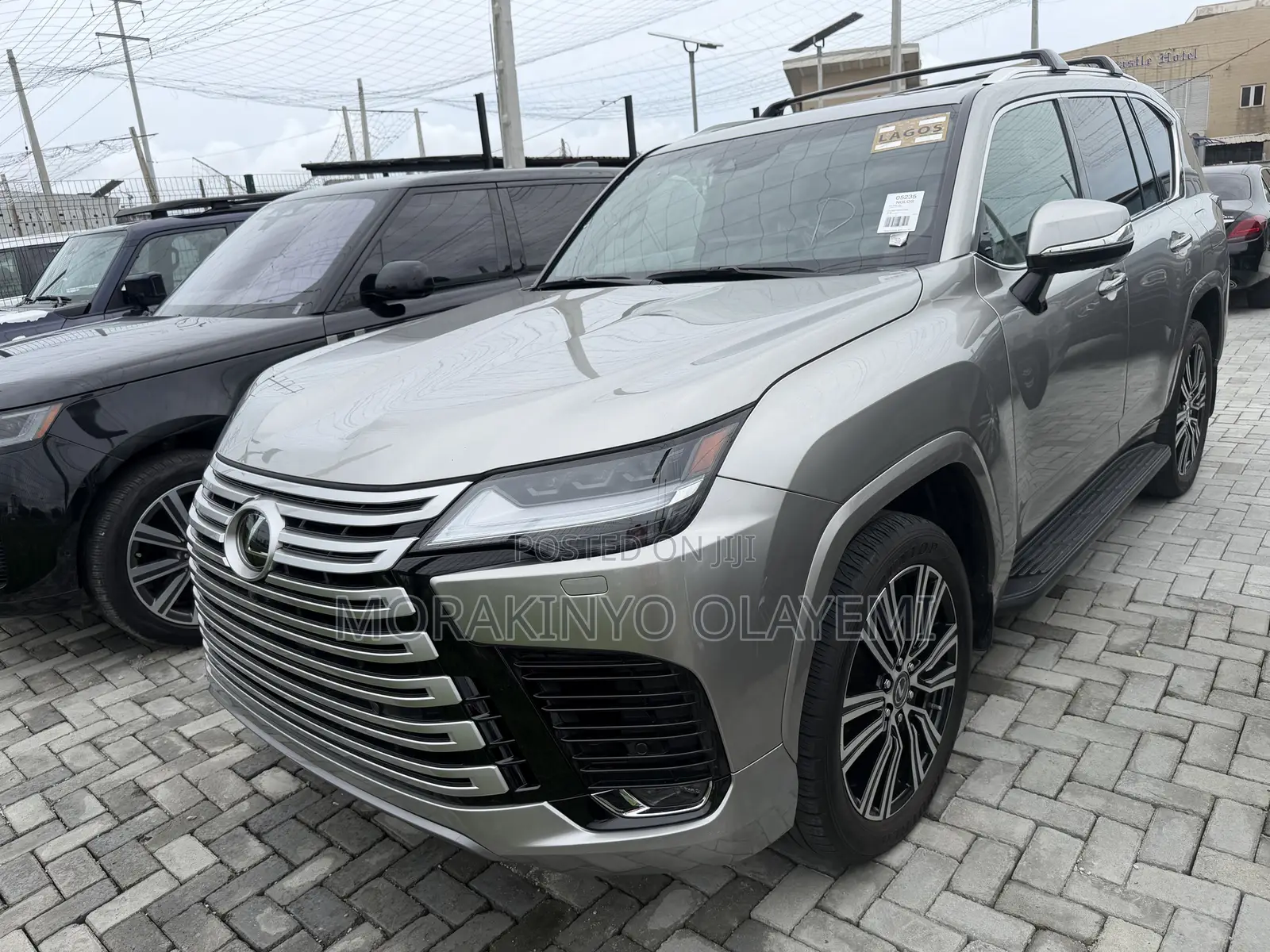Lexus LX 600 2024 Gold