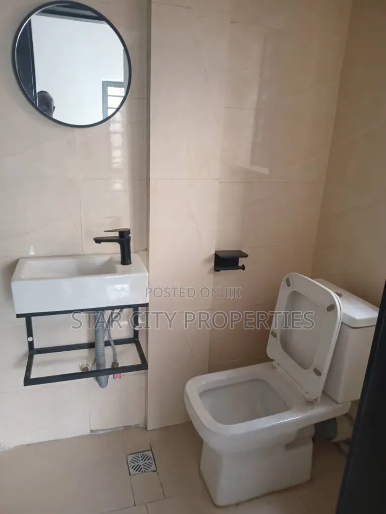 4bdrm Townhouse/Terrace in Opebi for sale