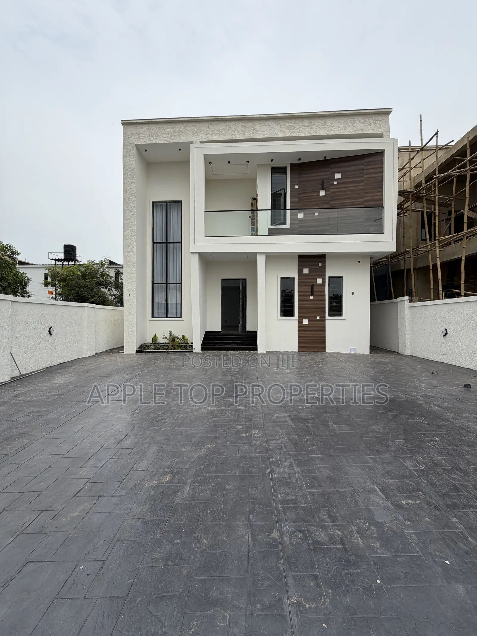 4bdrm Duplex in Centenary City, Enugu for sale
