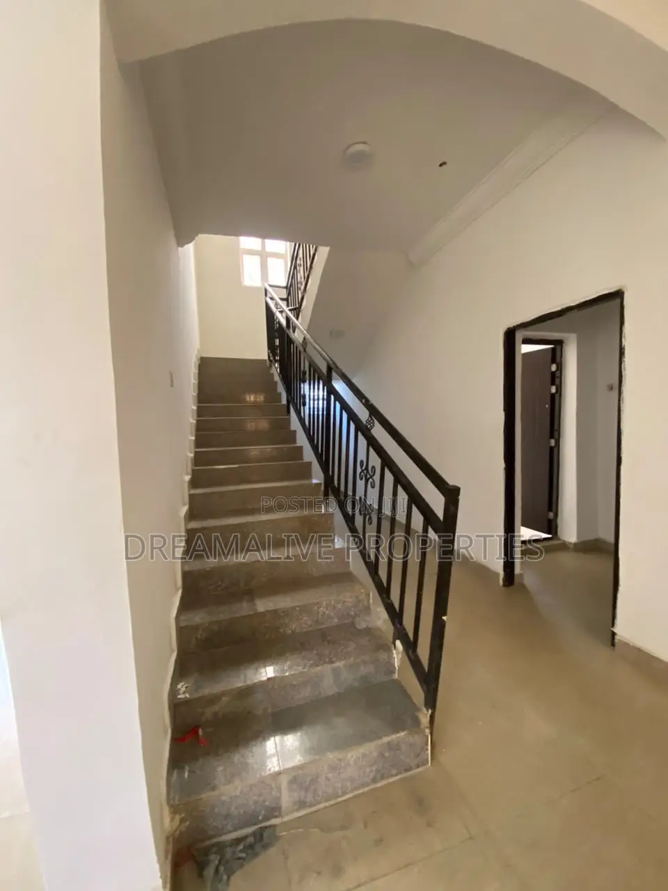 4bdrm Duplex in Green City Estate, Karsana for rent