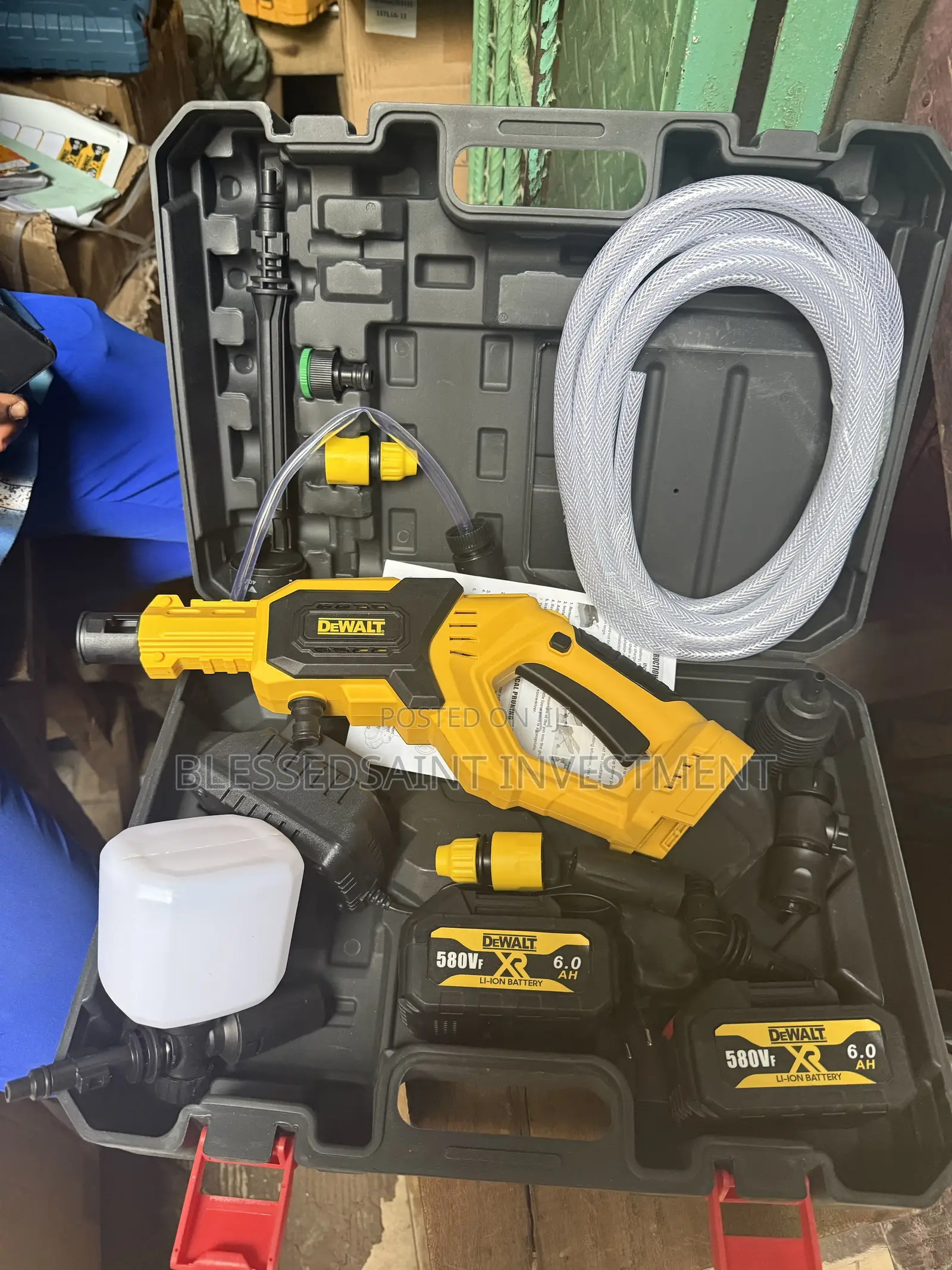 Dewalt Cordless High Speed Pressure Washer 580volts