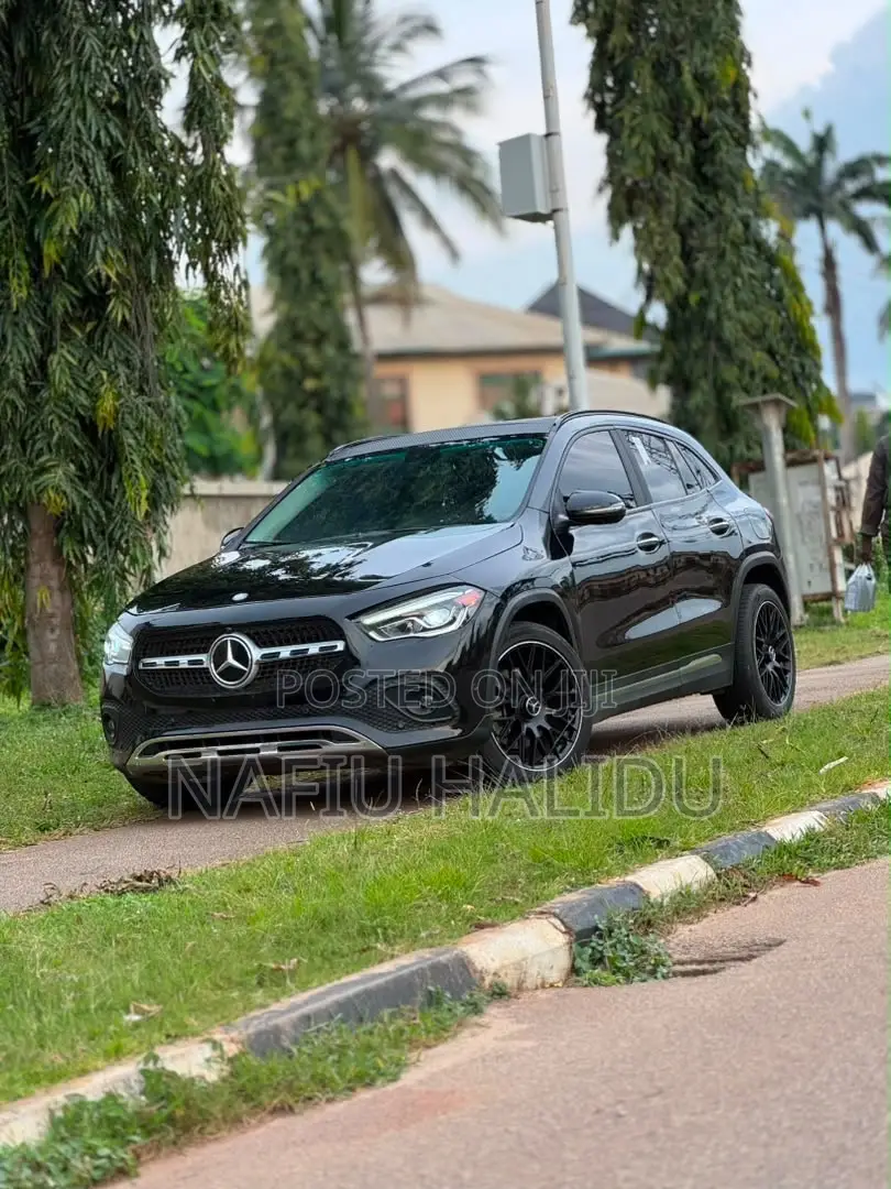 Mercedes-Benz GLA-Class 2021 Black