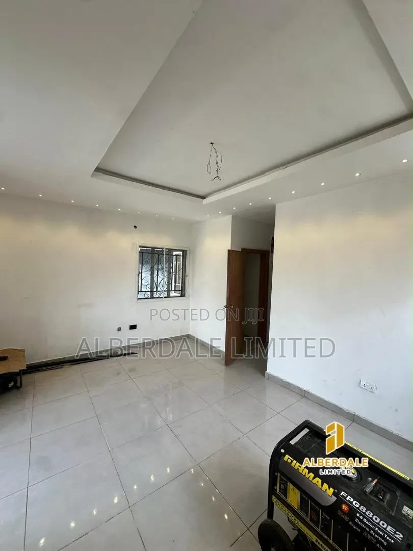 2bdrm Block of Flats in Ologolo for rent