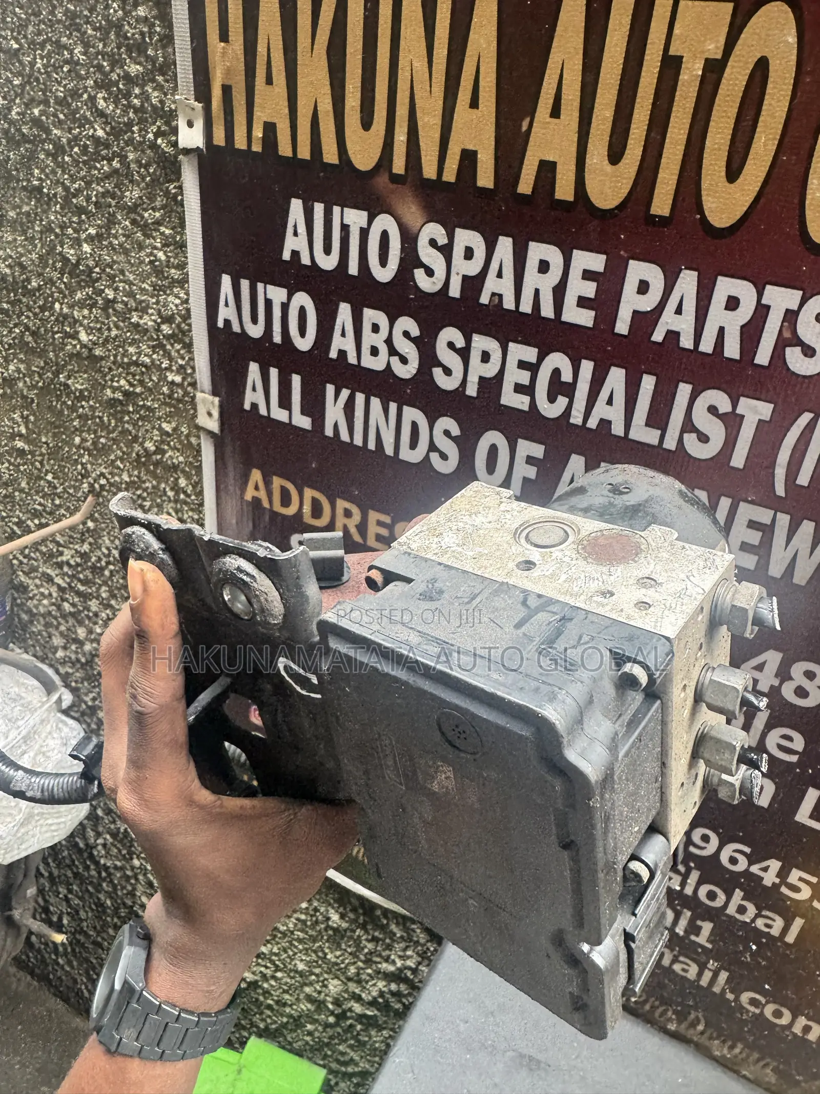 Ford Edge 2013 Brake ABS Module Available