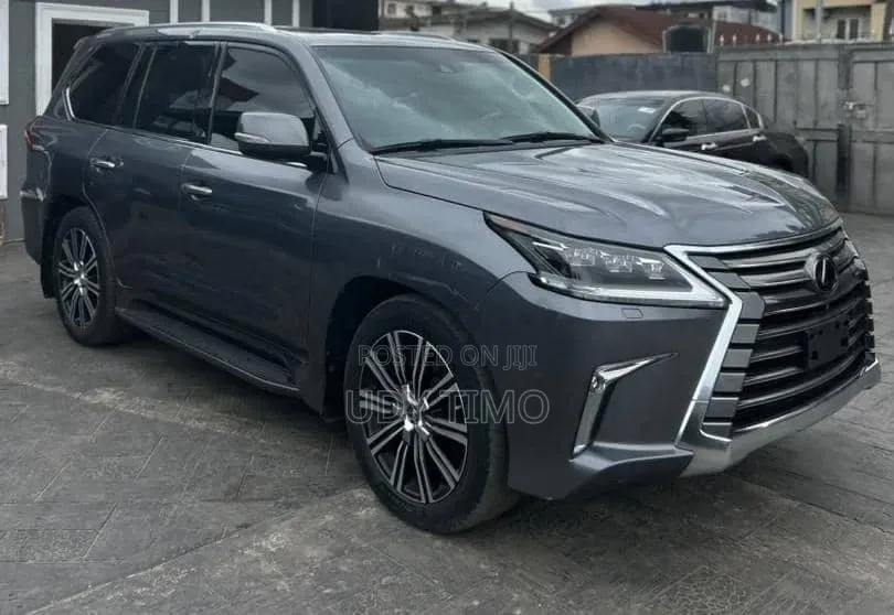 Lexus LX 570 AWD 2019 Gray