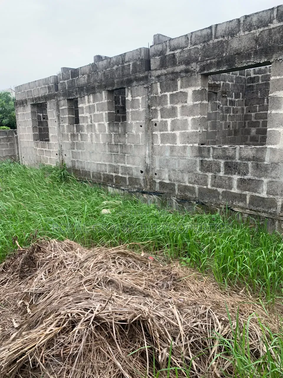 2bdrm Bungalow in Morekete Estate, Ikorodu for Sale