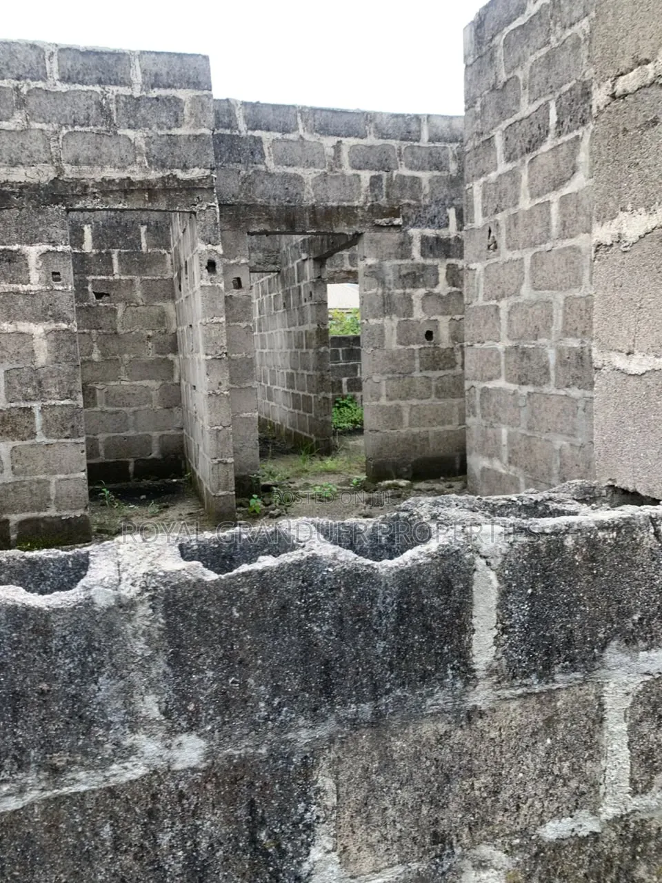 2bdrm Bungalow in Morekete Estate, Ikorodu for Sale