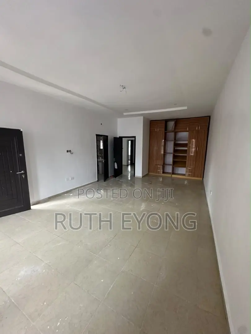 4bdrm Duplex in Orchid, Lekki Phase 2 for rent