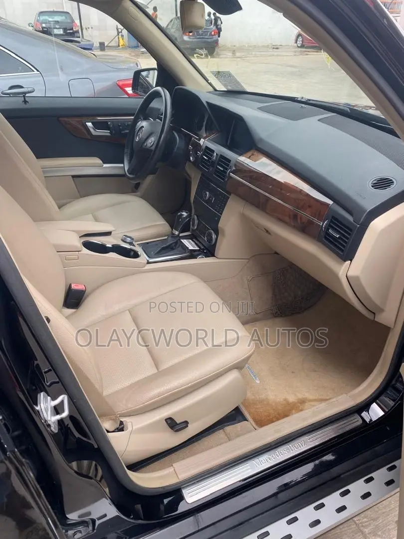 Mercedes-Benz GLK-Class 2012 Black