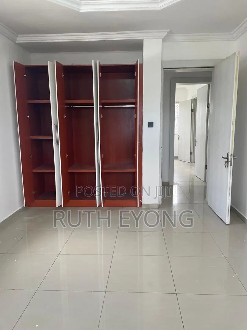 3bdrm Apartment in Osapa Lekki for rent