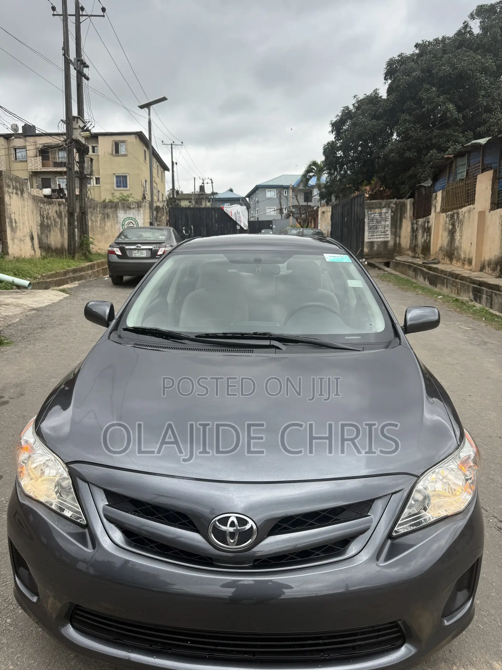 Toyota Corolla LE 4dr Sedan (1.8L 4cyl 4A) 2011 Gray