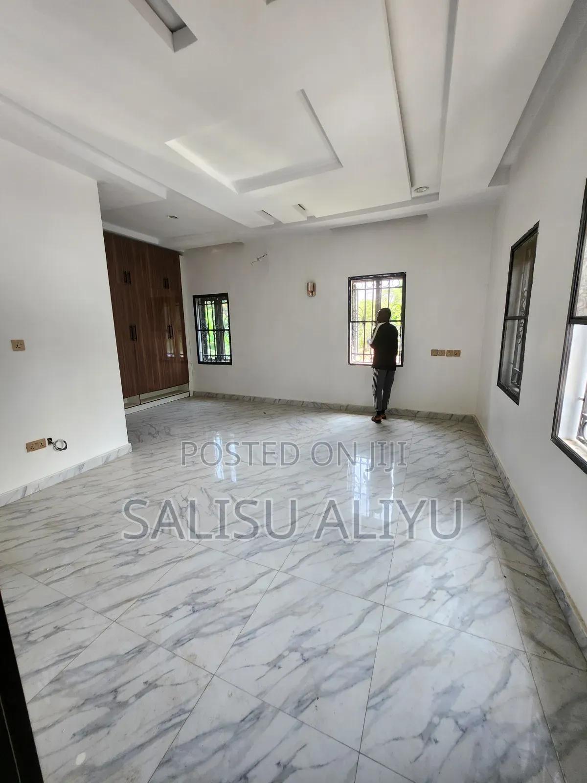 4bdrm Duplex in Life Camp for sale
