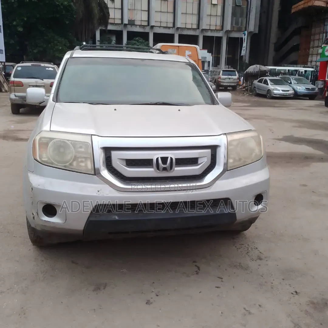 Honda Pilot 2010 Silver