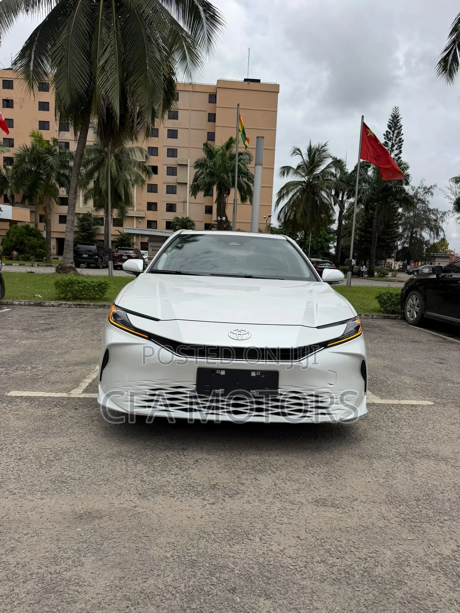 New Toyota Camry 2025 White
