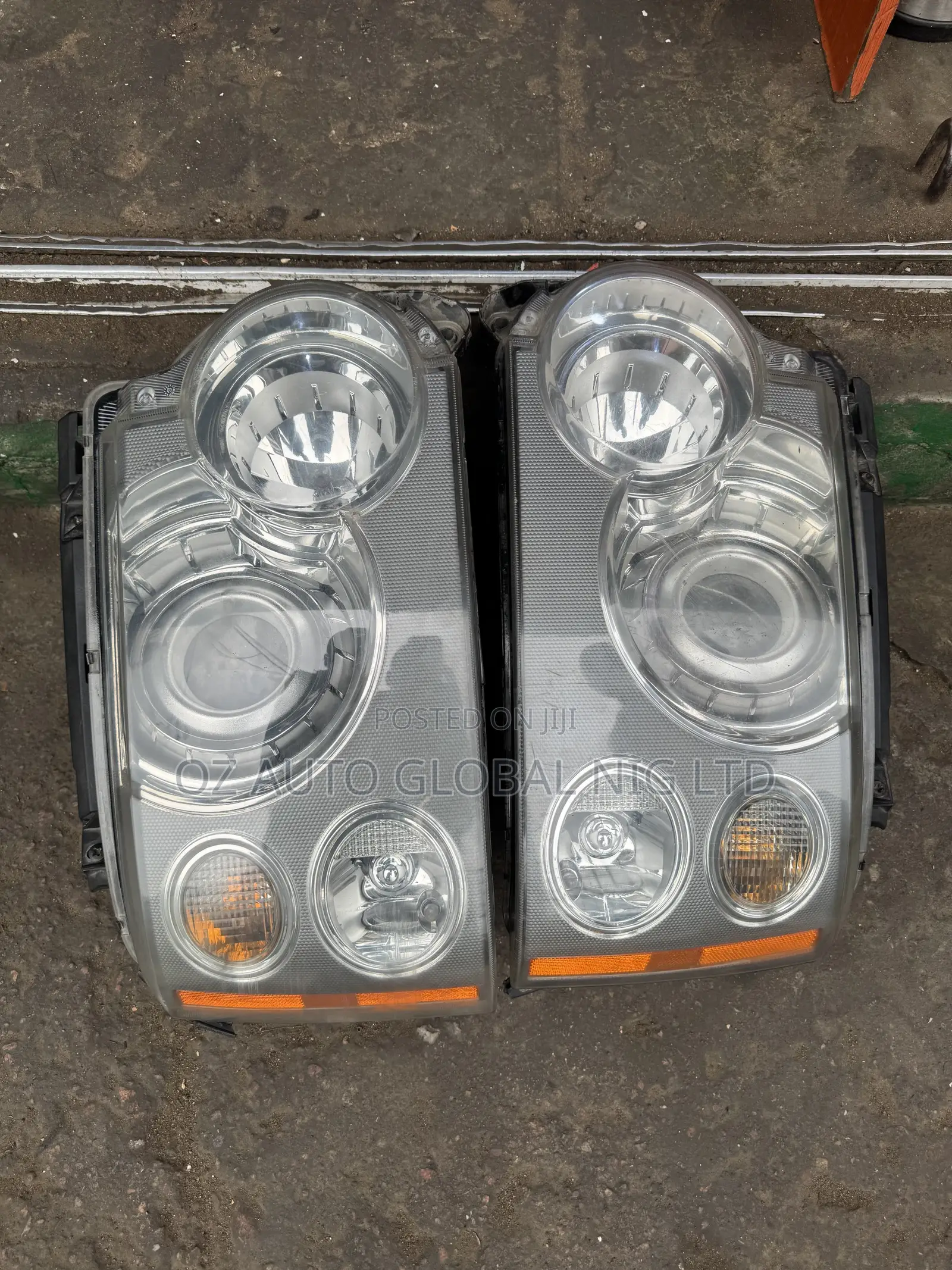 Range Rover Vogue 2008 Front Headlight – Direct Tokunbo