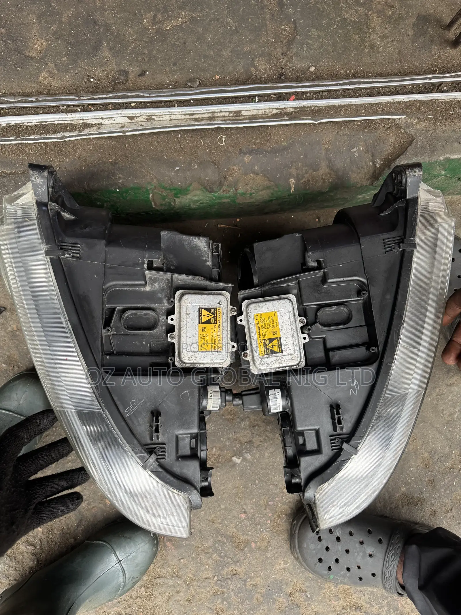 Range Rover Vogue 2008 Front Headlight – Direct Tokunbo