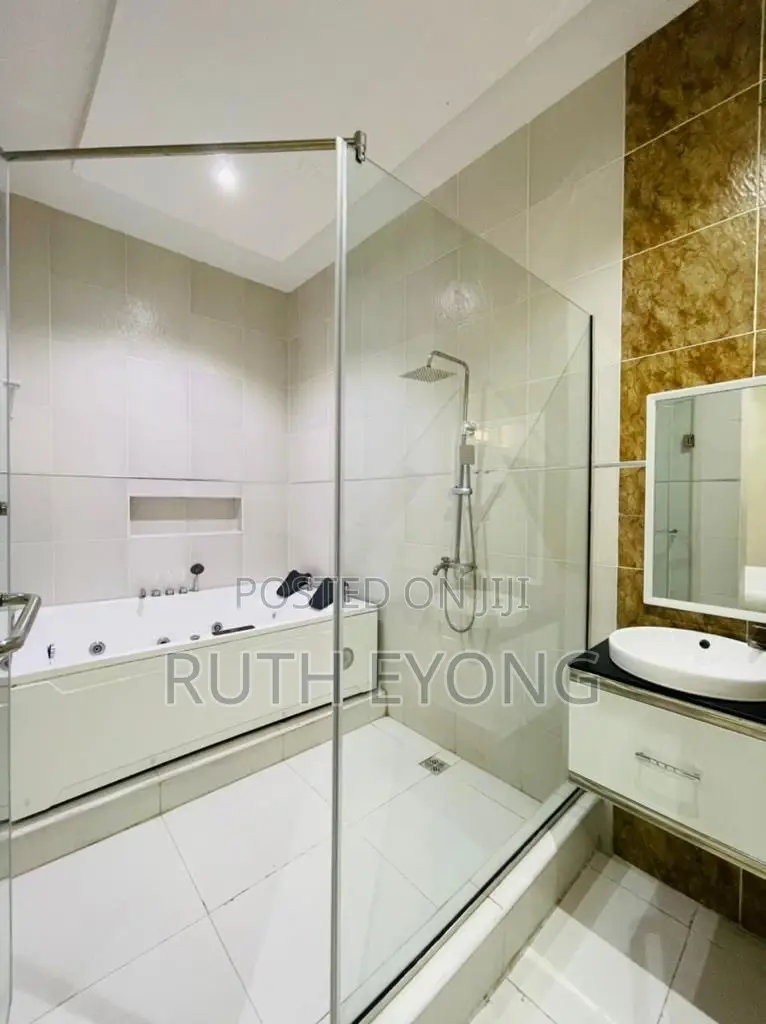 Furnished 5bdrm House in Osapa Lekki Lagos for rent