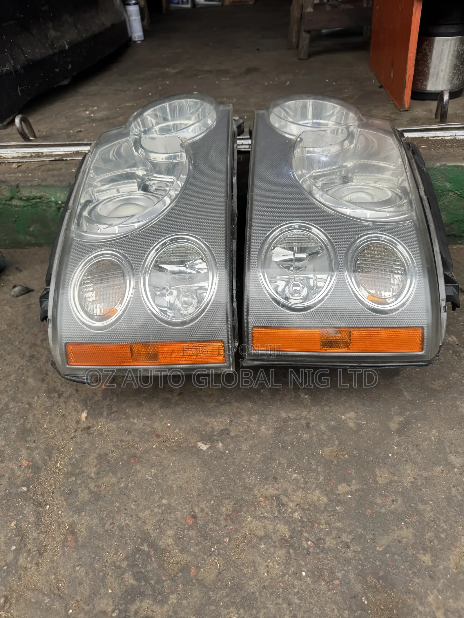 Range Rover Vogue 2008 Front Headlight – Direct Tokunbo