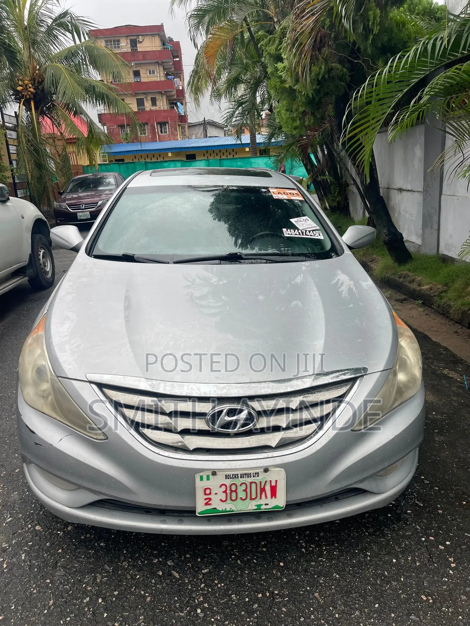 Hyundai Sonata Limited Sedan FWD (2.4L 4cyl 6A) 2011 Silver