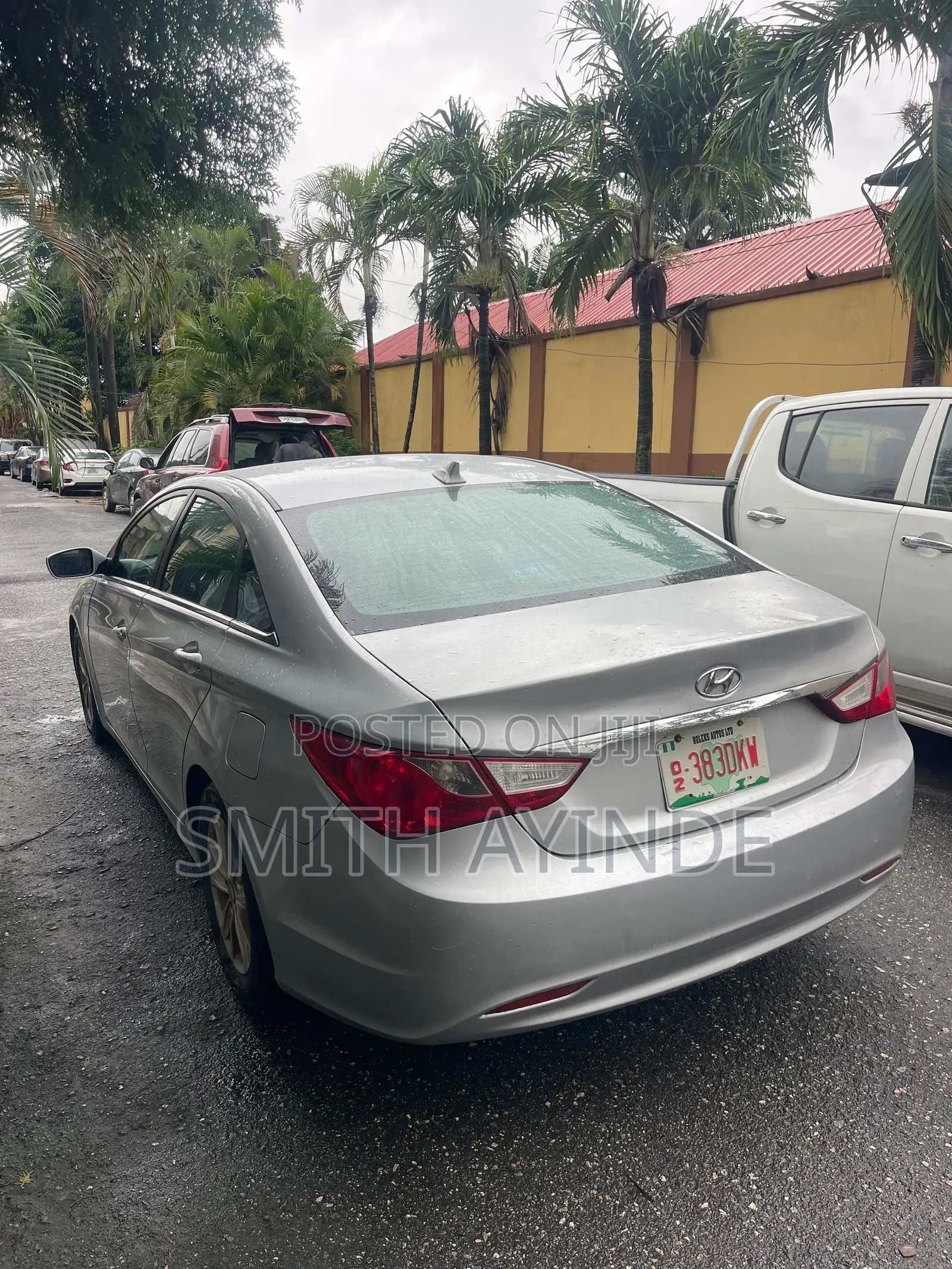 Hyundai Sonata Limited Sedan FWD (2.4L 4cyl 6A) 2011 Silver