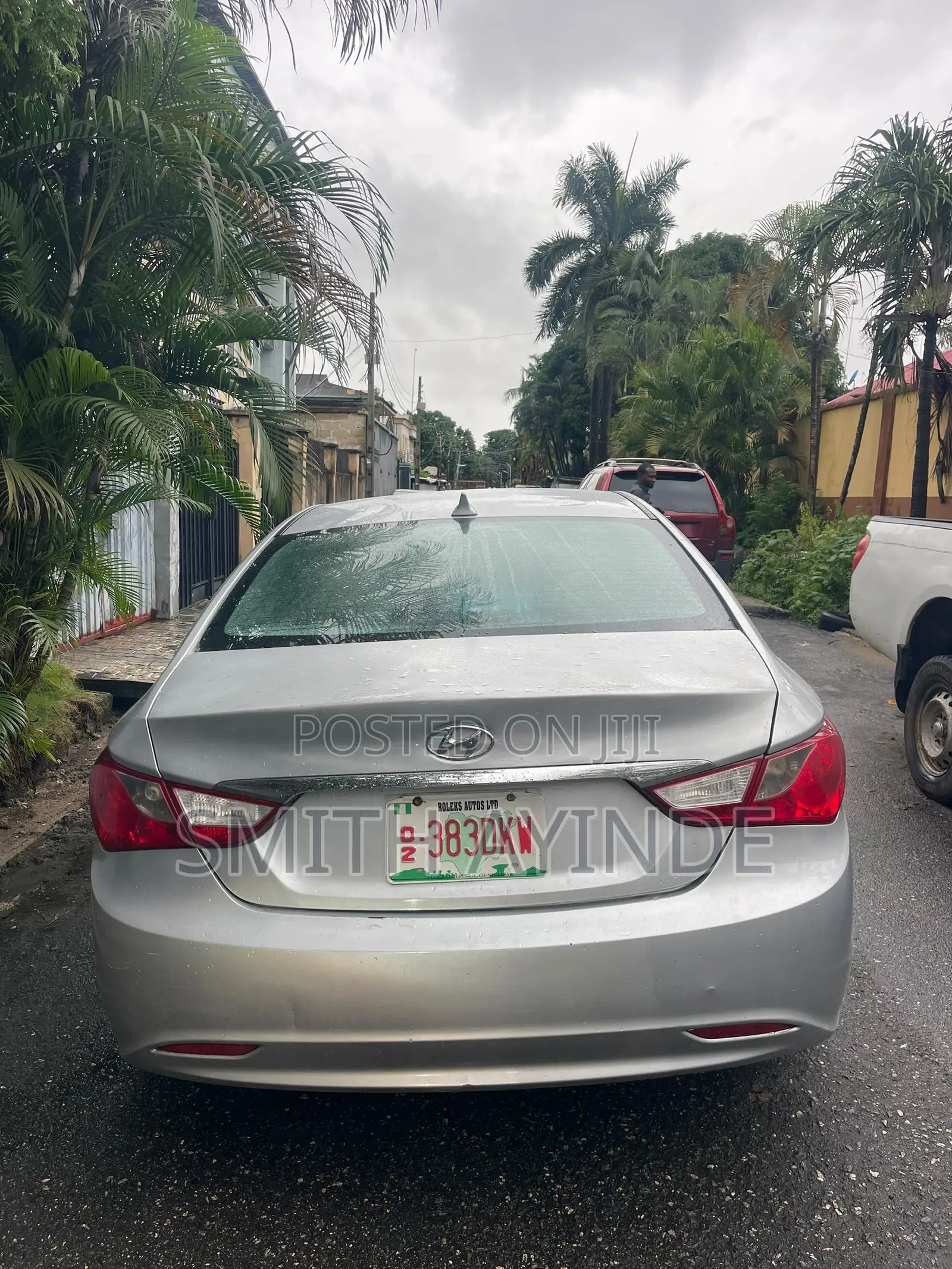 Hyundai Sonata Limited Sedan FWD (2.4L 4cyl 6A) 2011 Silver