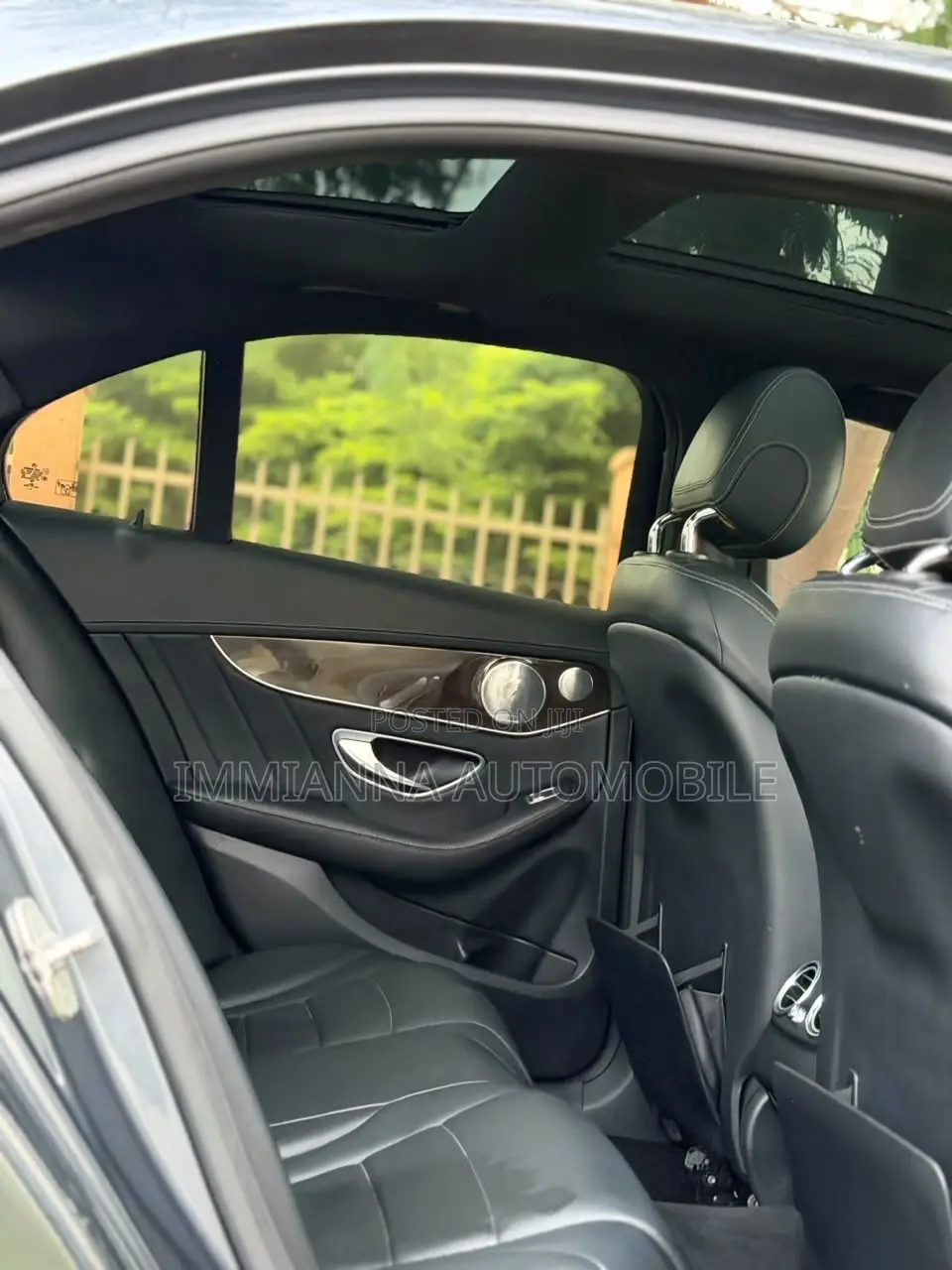 Mercedes-Benz C400 4Matic AWD Sedan (3.0L V6 7A) 2015 Gray
