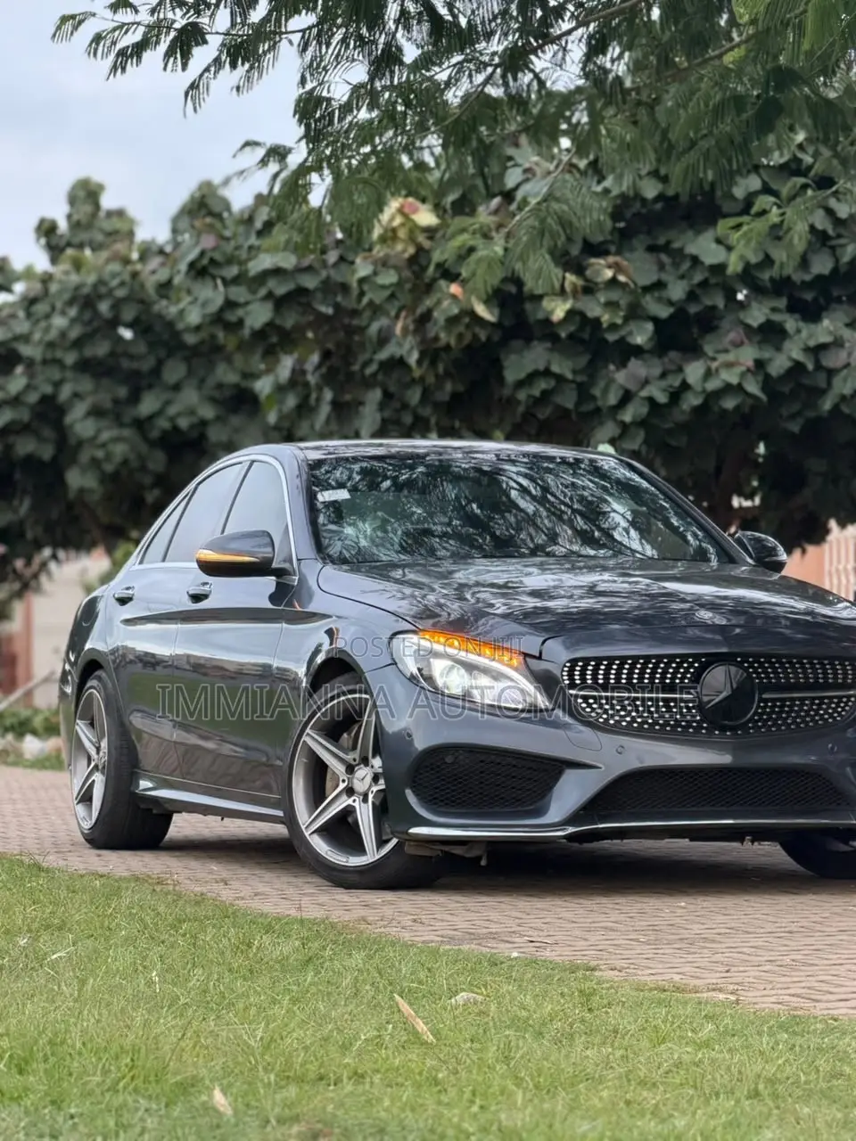 Mercedes-Benz C400 4Matic AWD Sedan (3.0L V6 7A) 2015 Gray