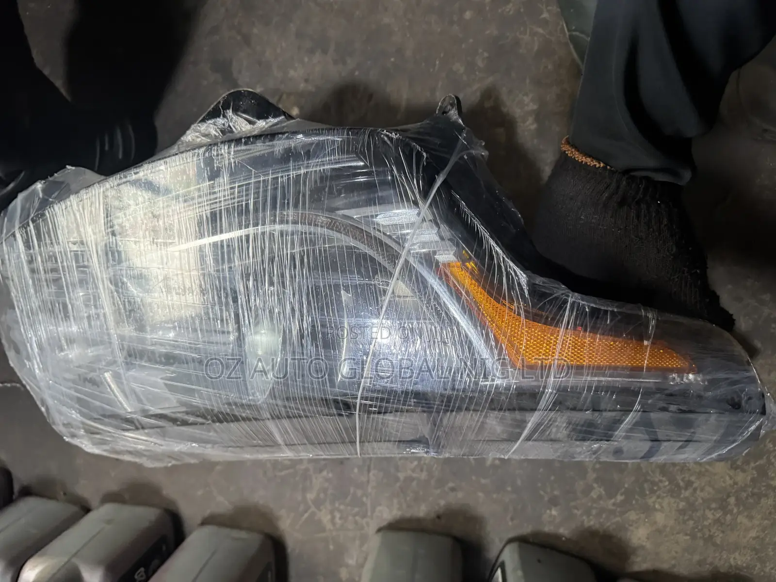 Range Rover Vogue 2015 Front Headlight – Direct Tokunbo