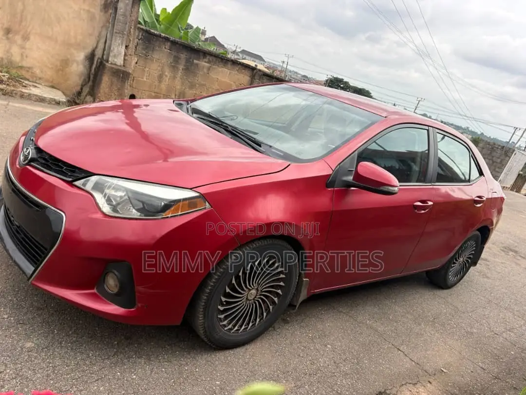 Toyota Corolla S 4dr Sedan (1.8L 4cyl CVT) 2015 Red