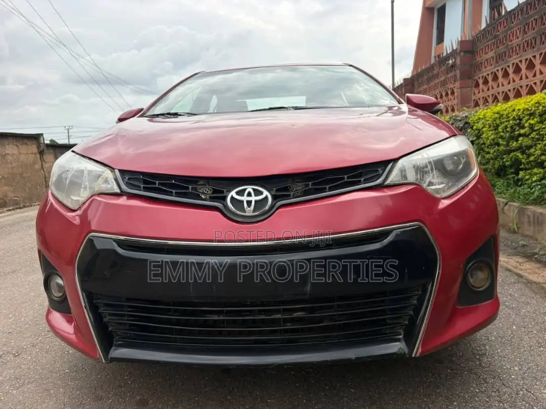 Toyota Corolla S 4dr Sedan (1.8L 4cyl CVT) 2015 Red