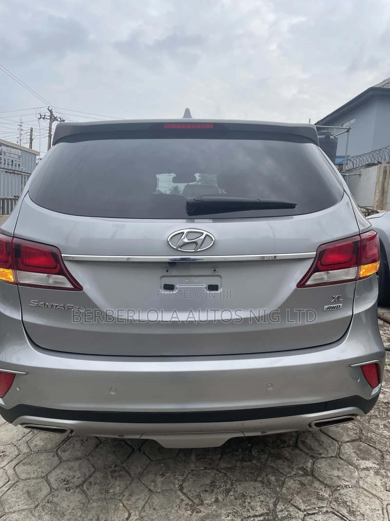 Hyundai Santa Fe Limited AWD 2017 Silver