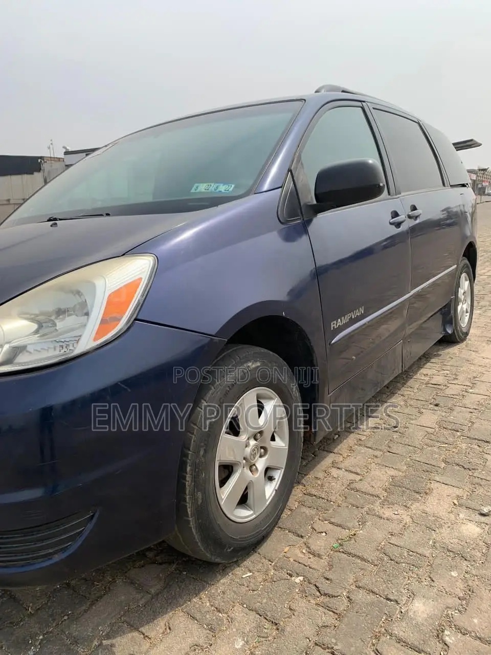 Toyota Sienna LE AWD 2006 Blue